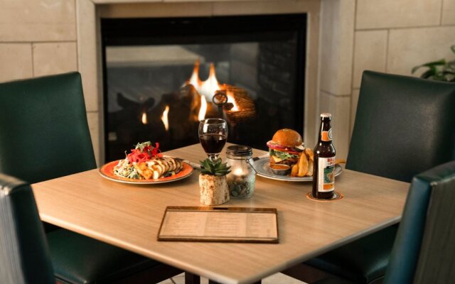 Ayres Hotel & Spa Mission Viejo – Lake Forest