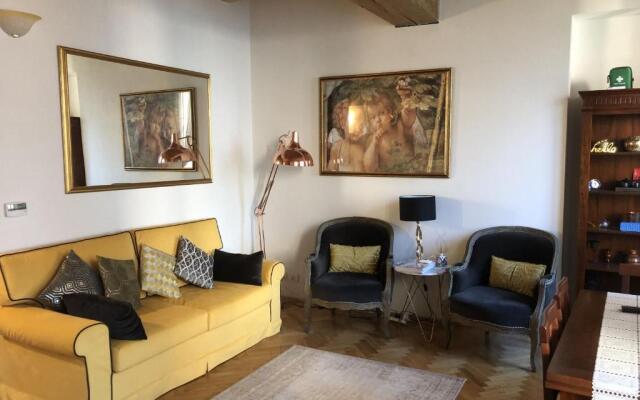 Villa Giudici Luxury apartment on the Lake