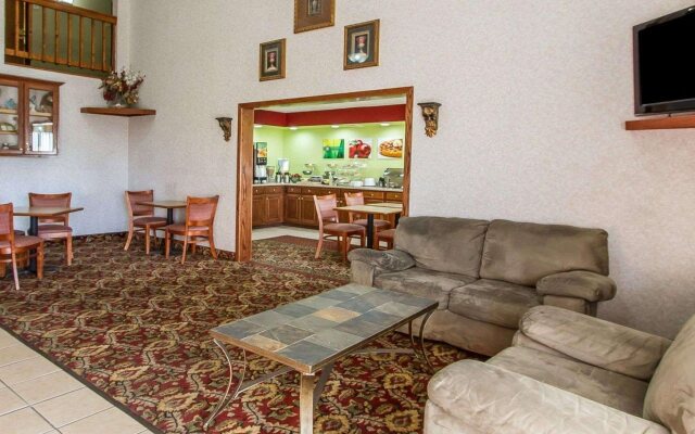 Quality Inn Burlington near Hwy 34