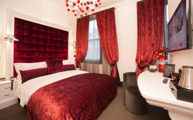 The Exhibitionist Hotel