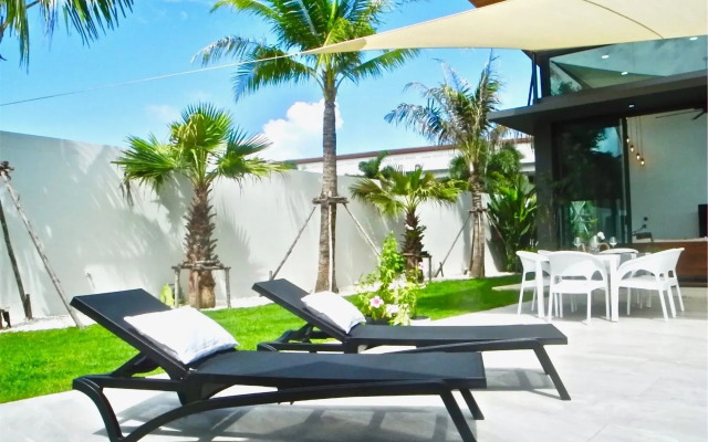 New Wonderful Villa in Nai Harn Center