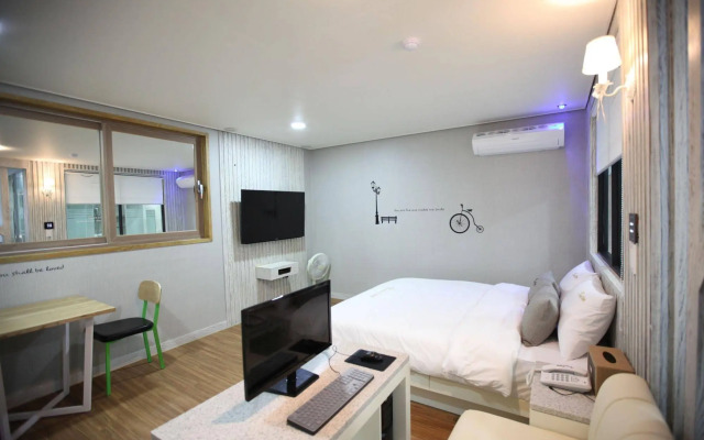 Cheonan Hound Hotel