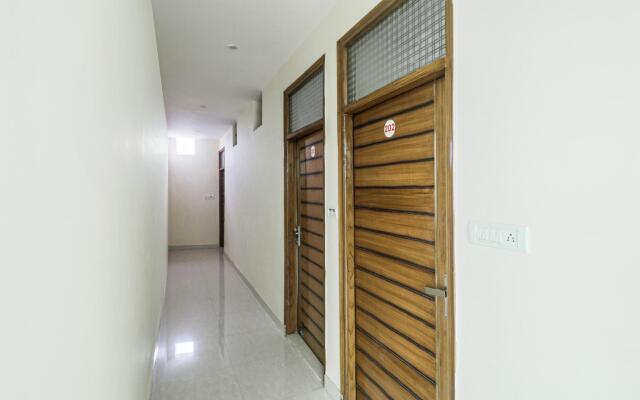 Collection O 82936 Hotel The Park