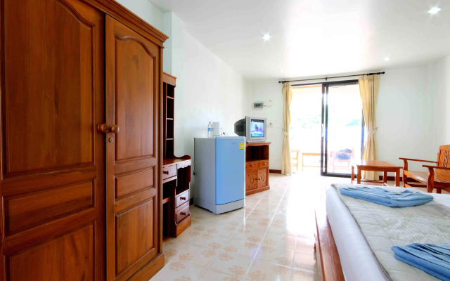 Lotus Friendly Hotel