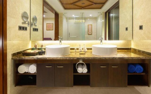 Yalong Bay Villas & Spa