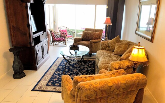 Olde Naples Estates