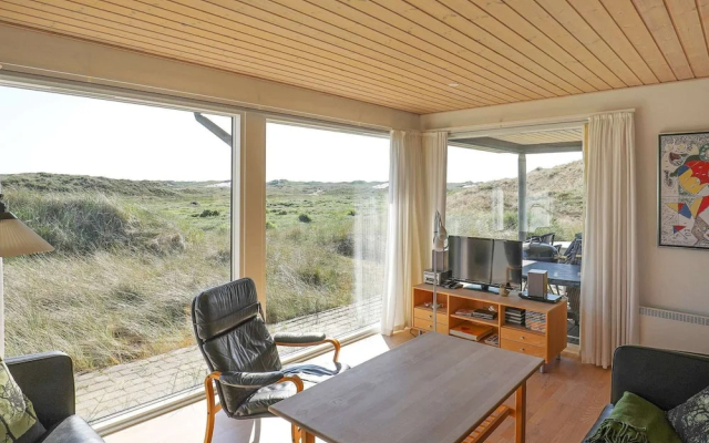 10 Person Holiday Home in Hvide Sande