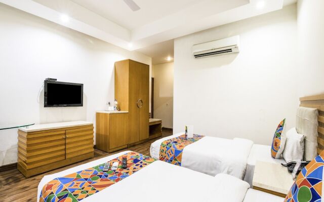 FabHotel GRD DLF Square