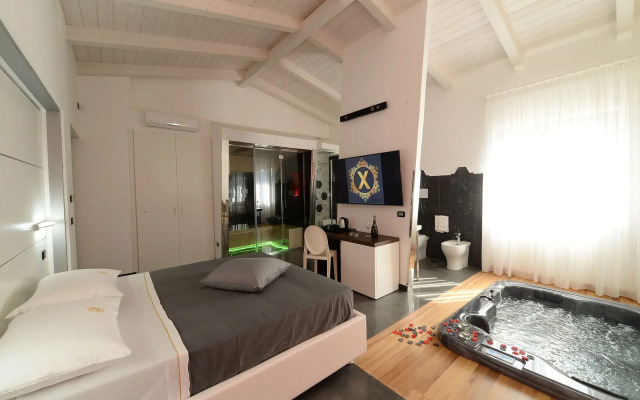 X Hotel