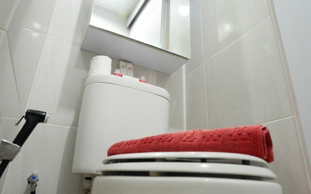 Great Location Studio Belmont Apartment near Puri Mall