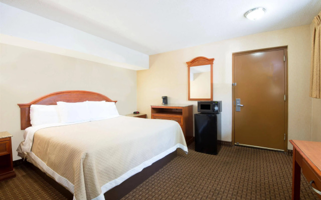 Red Roof Inn Copiague