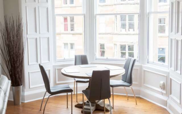 Silver Lining - Spottiswoode Apartment
