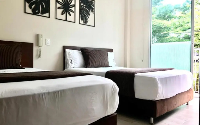 Hotel Via Principal I