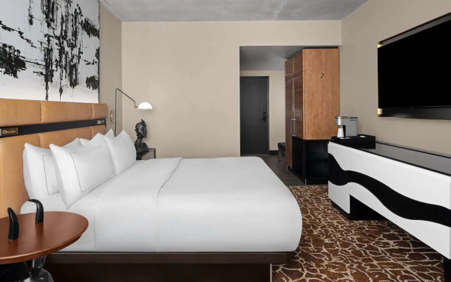Hotel Fraye Nashville, Curio Collection by Hilton