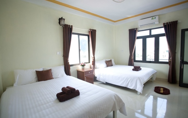 Golden Forest Homestay – Guest Rooms – Phong Nha