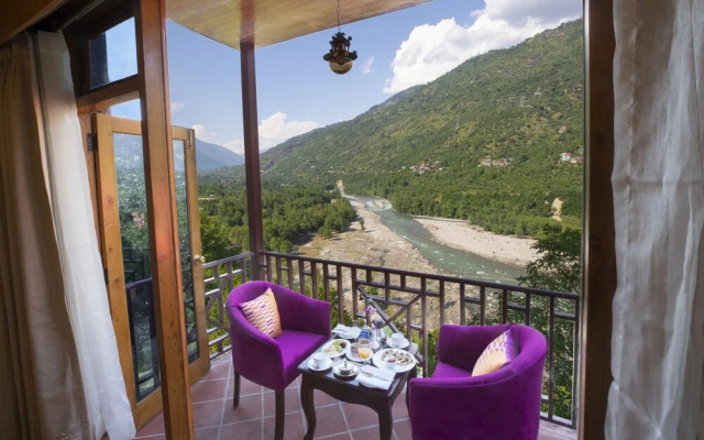 Regenta Inn By Riverside Manali