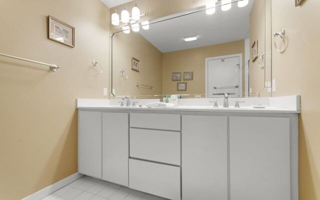 Southern Soleil 5 Bedroom Holiday Home