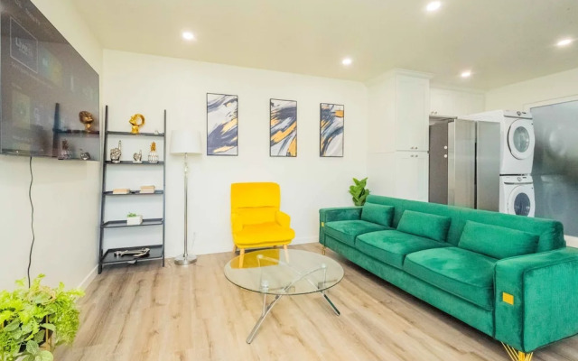 Modern Family Getaway With Spacious Living Areas