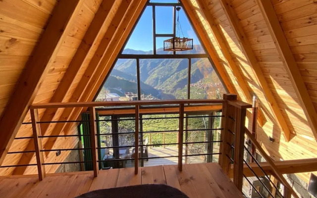 Şeni Bungalov