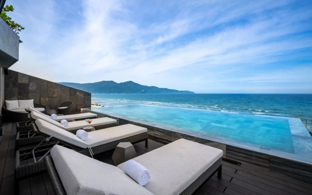 M SUITE Danang Beach