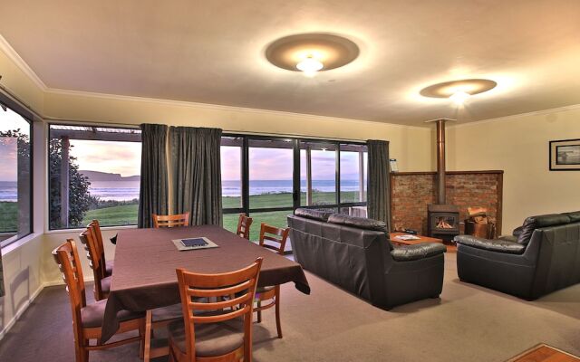 Catlins Beach House