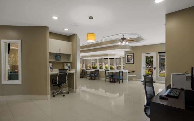 MainStay Suites Savannah Midtown