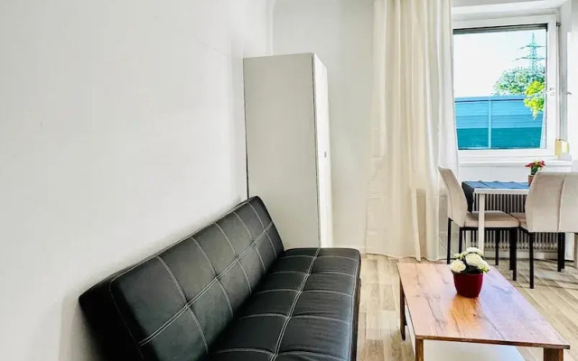 Spacious Garden Villa for 16 Guests