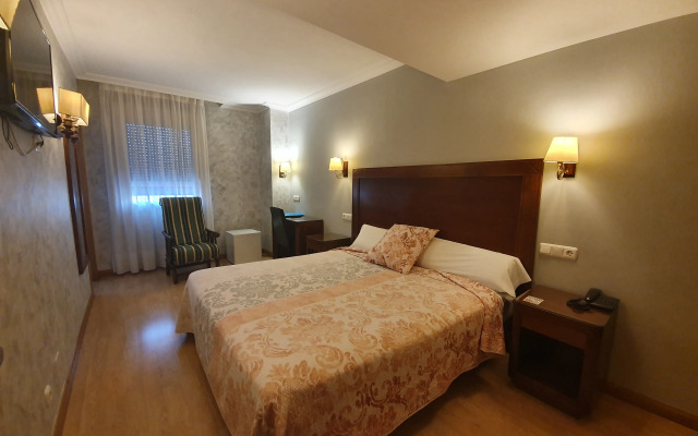 Hotel Abadía Camino Santiago