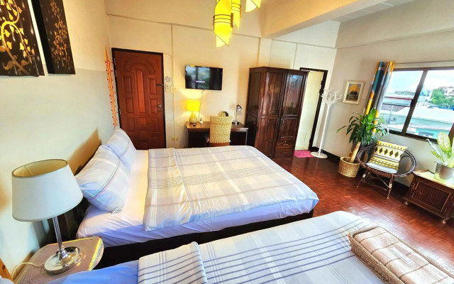 Bed and Terrace Guesthouse
