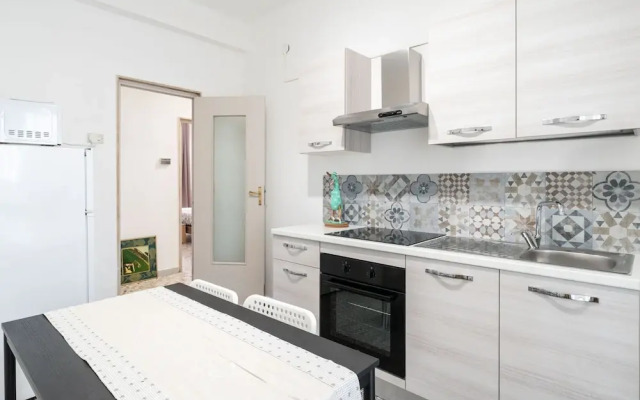 Bari Station Classic Apartment by Wonderful Italy