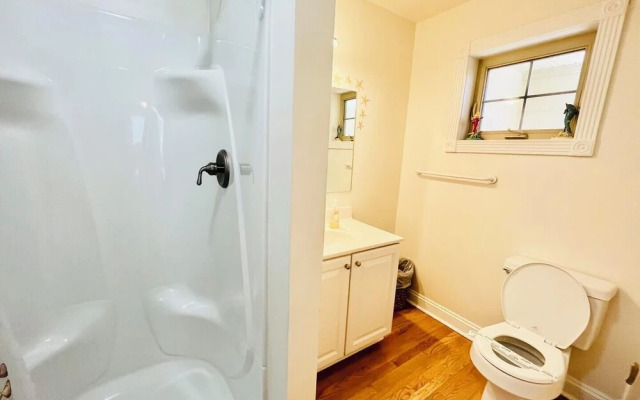 Wilmington Avenue 20B