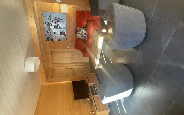 Modern Comfortable Chalet with large terrace