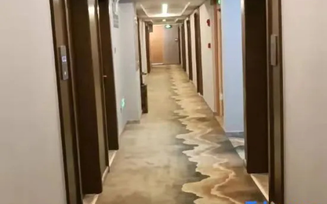 Yifengdajiudian
