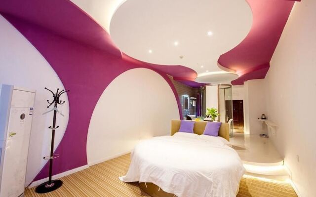 Huaqianshu Date Theme Design Hotel