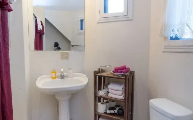 Harrison House Bed & Breakfast