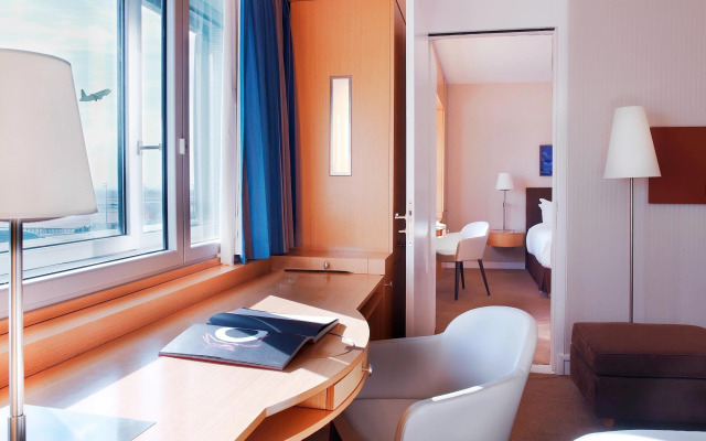 Sheraton Paris Charles de Gaulle Airport Hotel