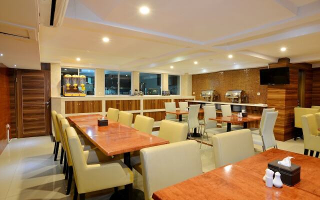 ZEN Rooms Kemang Antasari