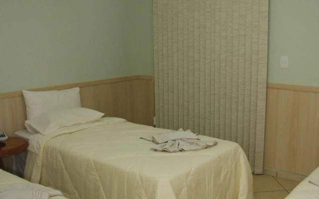 Santa Felicidade Hotel