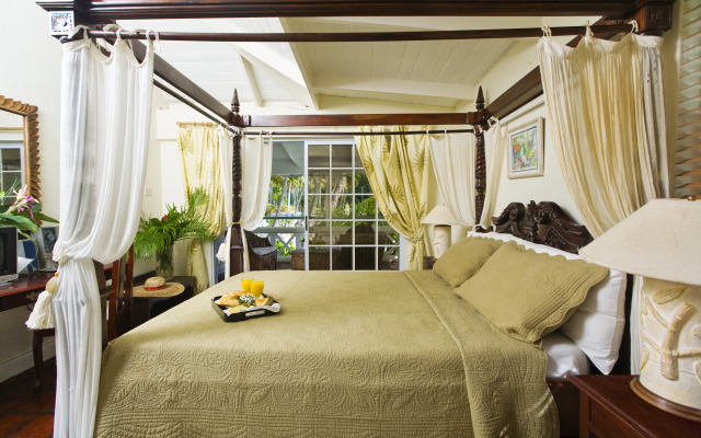 Marigot Beach Club and Dive Resort