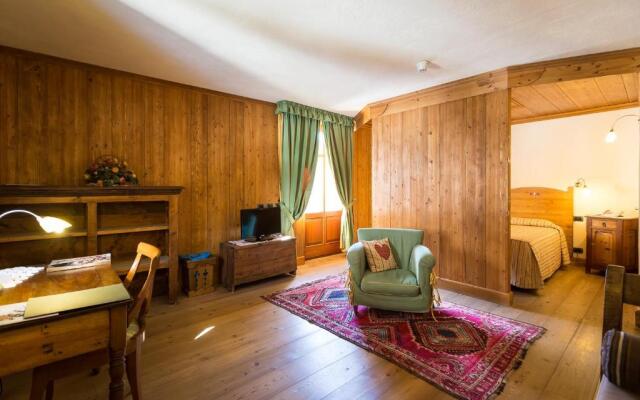 Hotel Lyshaus di Gressoney Saint Jean