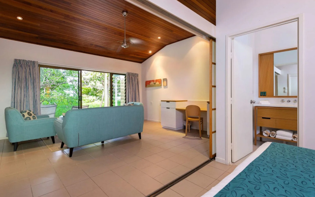 Heron Island Resort