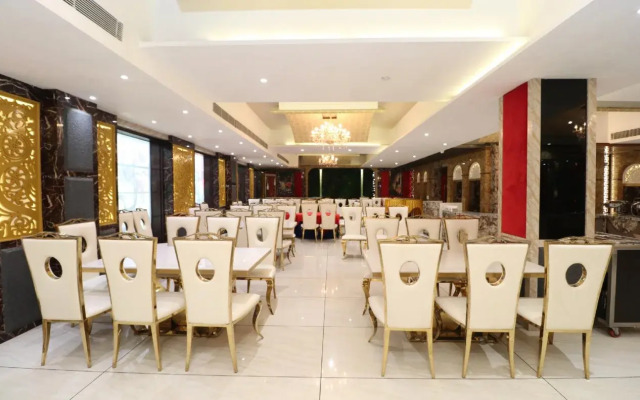 Hotel V2v by OYO Rooms