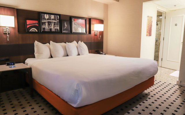 Radisson Plaza Hotel & Suites Kalamazoo