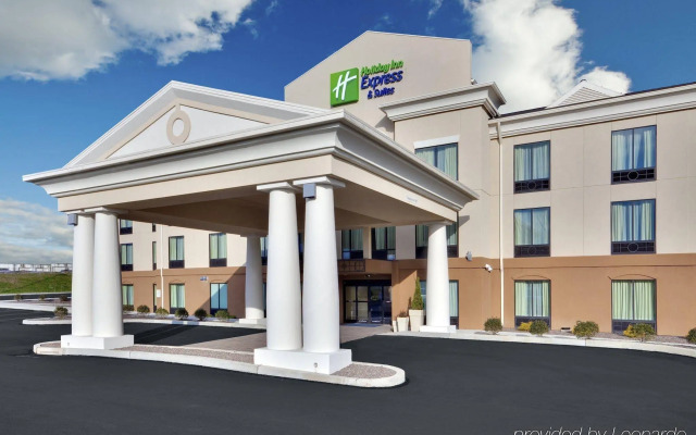 Holiday Inn Express Hotel & Suites Lebanon by IHG