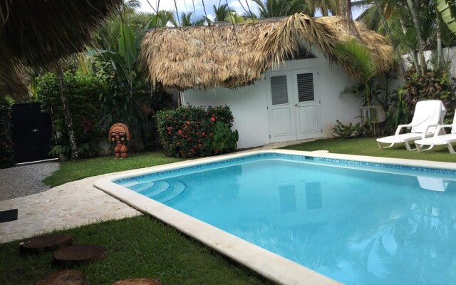 Pretty Caribbean Style Villa