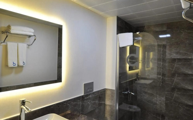 Double Comfort Hotel