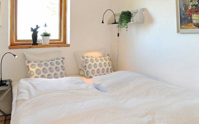 Rustic Holiday Home in Mesinge With Ocean View