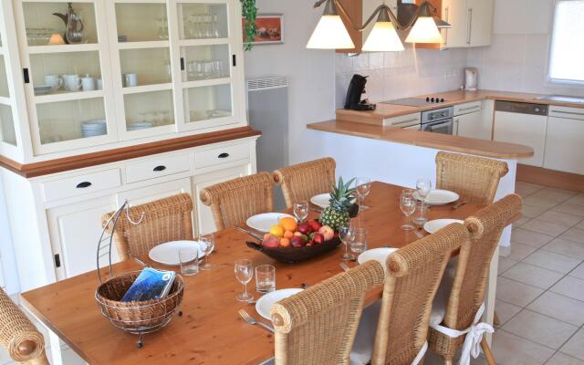 Attractively furnished villa with private pool in Château d'Olonne
