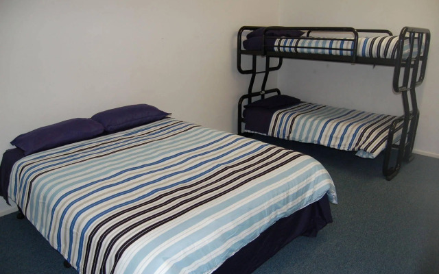 Egmont Eco Leisure Park - Hostel