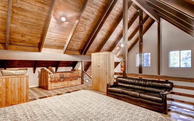 Yosemite Creekside Birdhouse